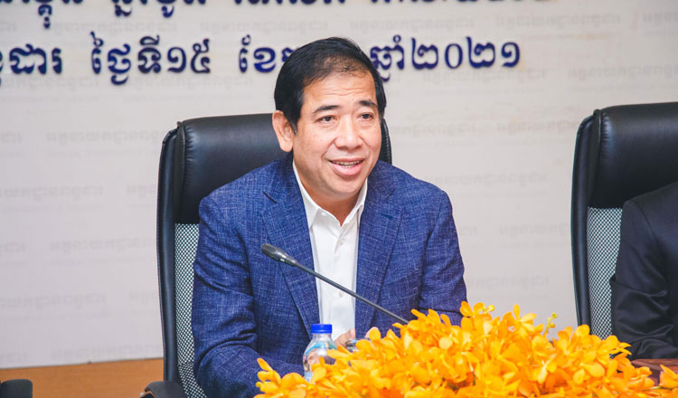 មន្រ្តីពន្ធដារប្រមូលចំណូលពន្ធដារបានប្រមាណជិត ១៦០០ លានដុល្លារ ក្នុងរយះពេល4ខែដំបូង