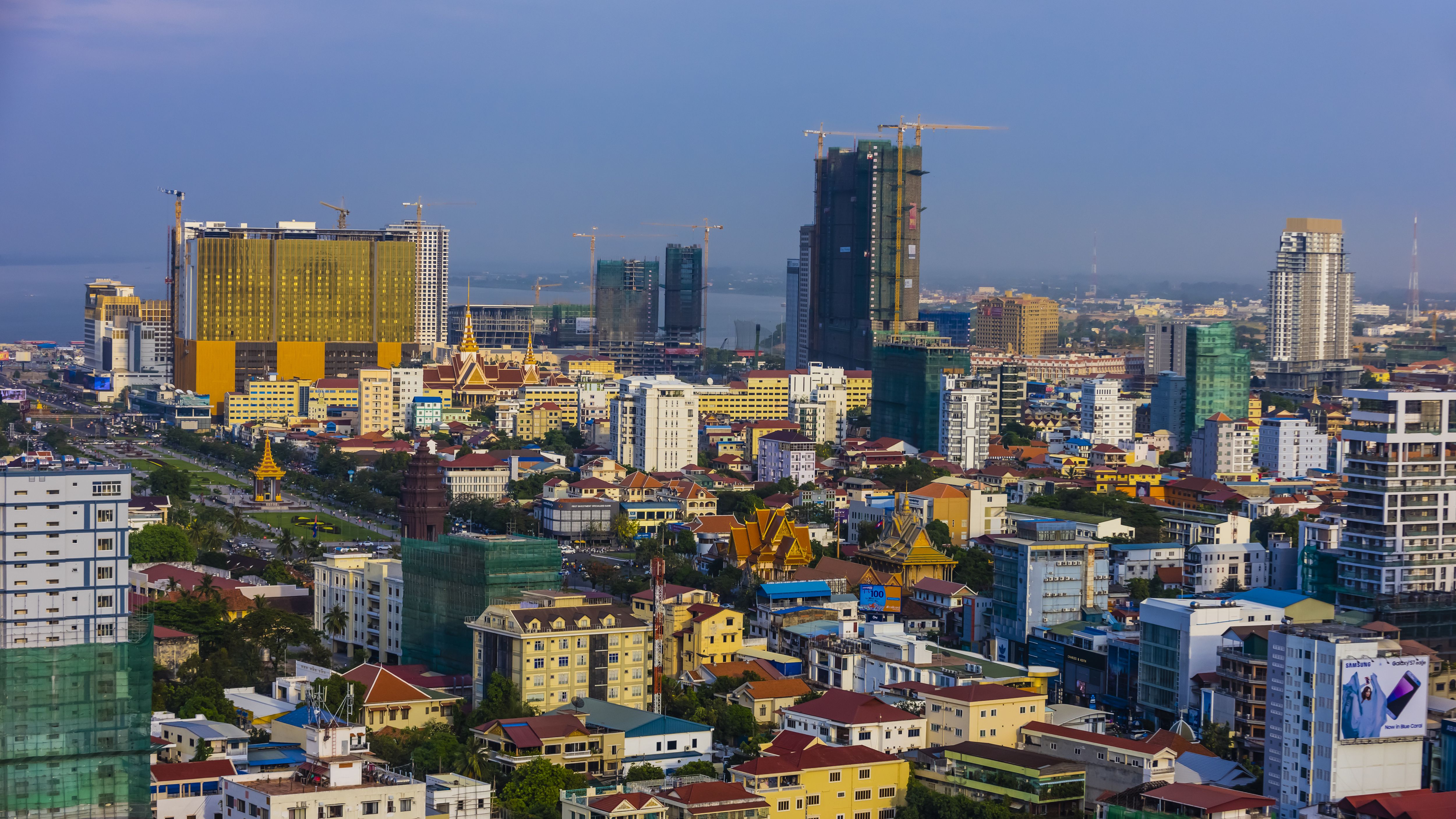 ADB ព្យាករណ៍សេដ្ឋកិច្ចកម្ពុជាថា នឹង​មានការកើនឡើង ៤,០% នៅ​ឆ្នាំនេះ និង ៥,៥% ក្នុង​ឆ្នាំ ២០២២